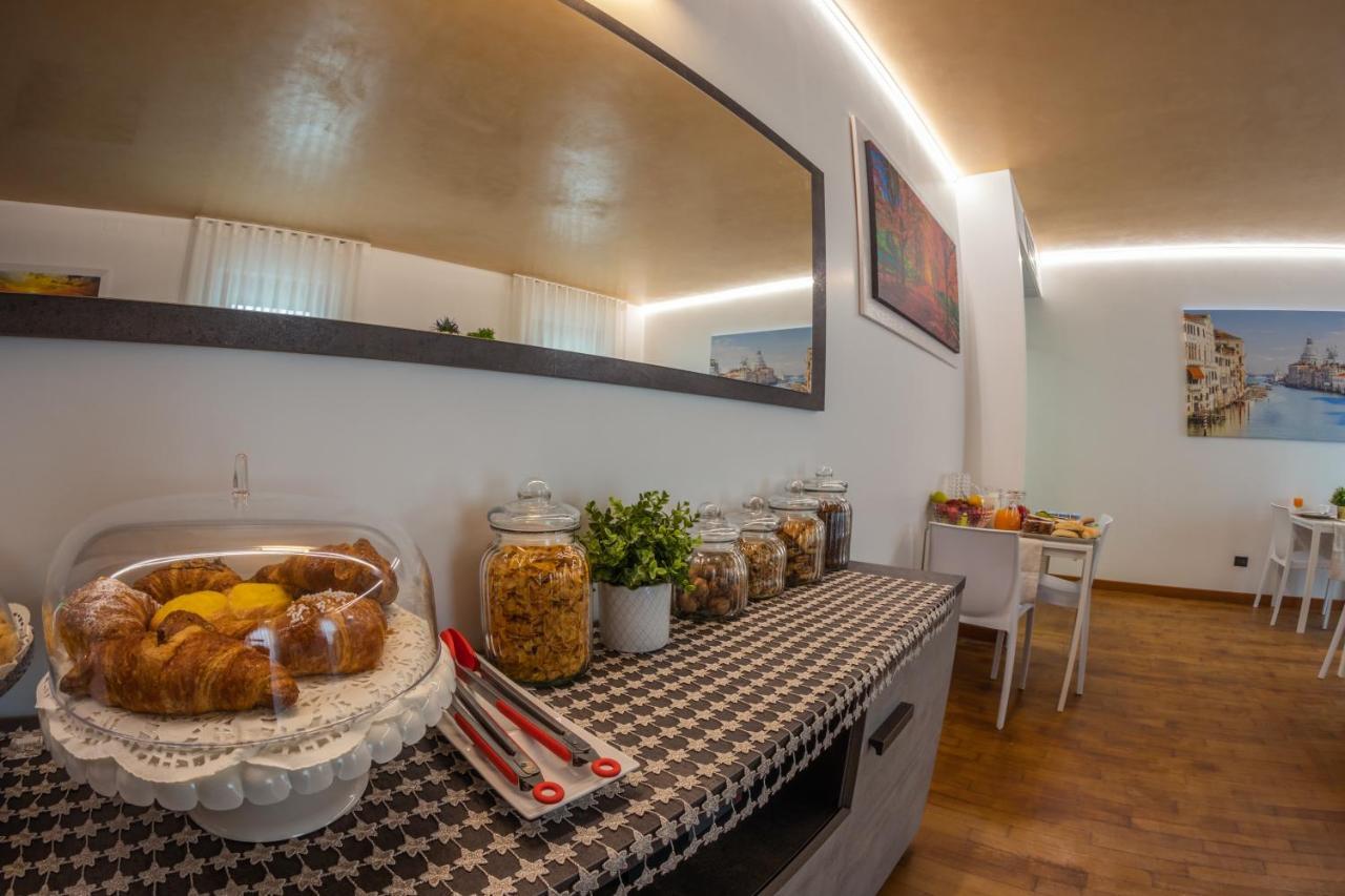 Bed & Breakfast Venice Friends メストレ エクステリア 写真